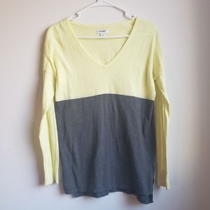 Old Navy Long Sleeve V Neck Tee Shirt